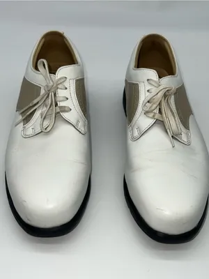 Nike Verdana Last Women’s Leather Golf Oxford Cleat Shoe Nike Air Comfort-Size 8 thumbnail 4