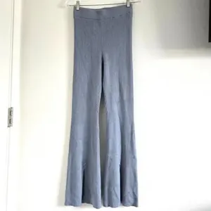 Abercrombie & Fitch High Waisted Ribbed Kick Flare Sweater Pants Blue/Gray NWOT thumbnail 2
