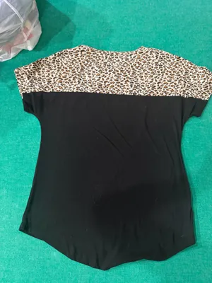 Small black and leopard shirt thumbnail 2