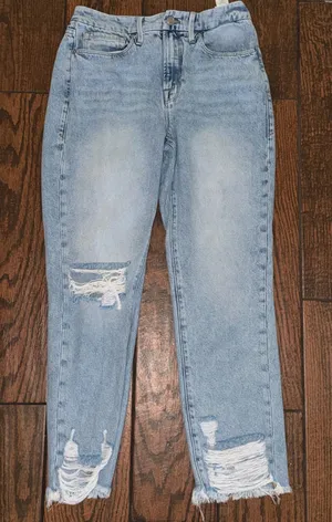 Good American Jeans Straight Leg thumbnail 1
