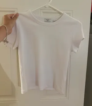 Aritzia Sunday Best white crop baby tee shirt top thumbnail 1