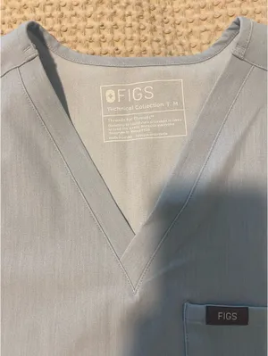 FIGS Chambray Scrub Top Light Blue thumbnail 3