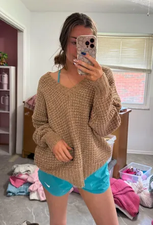 American Eagle Brown sweater thumbnail 1