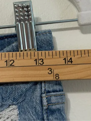 Gap High Rise Cheeky Straight Jean Size 27 28 Or 4-6 thumbnail 6