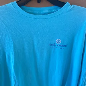 Simply Southern long sleeve blue top M log on front design on back thumbnail 3
