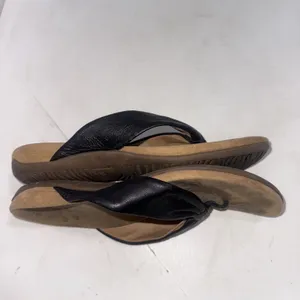 Vionic Britney Black‎ Leather Comfort Orthotic Flip Flop Sueded Sandals Size 9 thumbnail 4