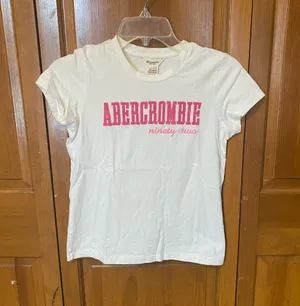 Y2K Abercrombie Baby Tee thumbnail 1