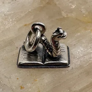 Vintage Shube Dakota West Sterling Silver Bookworm Book Charm 1.89g thumbnail 3