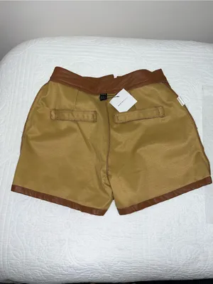 SHEIN Basics Brown Faux Leather Pleated High Rise Shorts Size M NWT thumbnail 5
