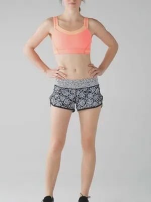 Lululemon Size 2 Run Speed Shorts Posey Black White Mosaic 4-Way Stretch Size 6 thumbnail 2