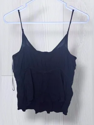 TRIXXI Black Boho Crochet Trim V-Neck Spaghetti Strap Crop Cami thumbnail 4