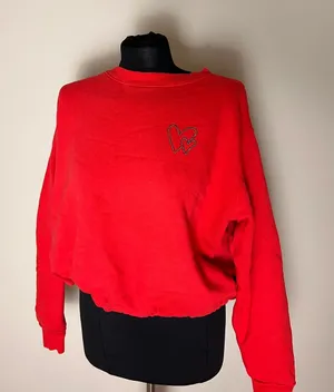 Universal Threads Red Heart Embroidered Crewneck Sweatshirt thumbnail 1