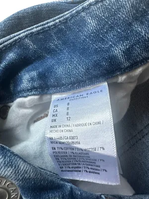 American Eagle distressed denim shorts Size thumbnail 3