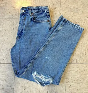 ZARA Jeans thumbnail 1