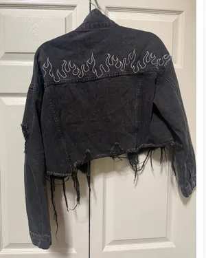 SHEIN Black Flame Distressed Cropped Denim Jacket — Medium thumbnail 4
