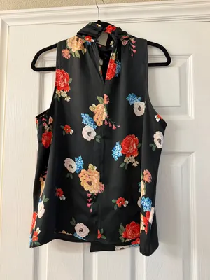 By Anthropologie Lace-Trim Silky Halter Tank Top Floral Scarf Size Medium New thumbnail 8