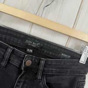 Judy Blue Women’s 3/26 Black Leopard Skinny Fit Jeans thumbnail 3