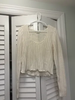 Abercrombie & Fitch Long-Sleeve Crochet Scoopneck Top Cream Size Medium NWT thumbnail 3