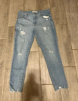 Levi’s 721 high rise skinny Light Blue Distressed Women's Jeans- size 32 (14) thumbnail 1