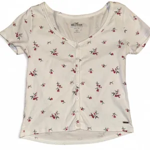 Hollister Floral Ribbed Baby Tee – Medium thumbnail 1