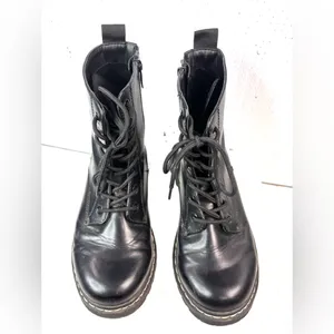 Torrid 8WW Combat Moto Boots Lug Sole Lace Up n Zip in Black - Wide thumbnail 2