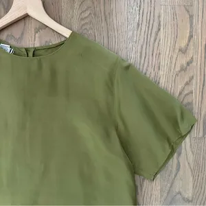 Vintage Round Neck Short Sleeve 100% Silk Blouse in Olive Green Size Large thumbnail 4