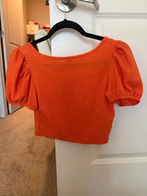 SheIn Women’s cropped blouse thumbnail 2