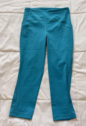 Lululemon Leggings‎ Womens 6 Blue Align High Rise Crop Pull On Stretch Yoga Gym thumbnail 1