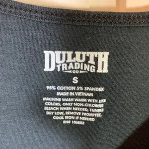 Duluth Trading Co Black No-Yank Tank Top with Built-in Shelf Bra Small 42717 thumbnail 2