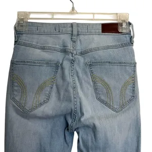 Hollister Jeans Women's 23 Blue Ultra High Rise Skinny Distressed Stretch Denim thumbnail 11