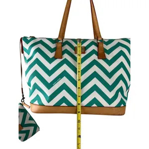 Dooney & Bourke Chevron Tote Bag Teal White Leather Trim Shoulder Bag & Wristlet thumbnail 3