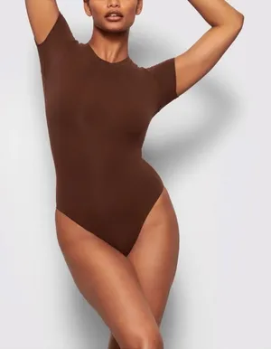 NWT Skims Fits Everybody T-Shirt Bodysuit Cocoa size XXS (B23) thumbnail 1