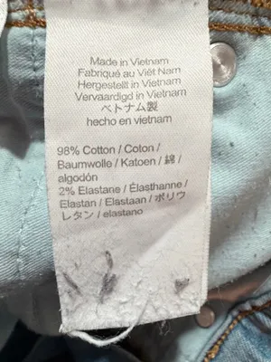 J. Crew 90’s Retro Straight Leg Light Wash Jeans- 28T thumbnail 7