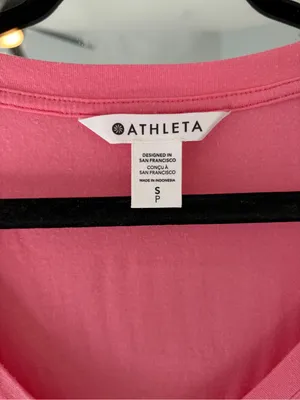 Athleta nighttime bliss sleep tee pink v-neck sz Small short sleeve soft classic thumbnail 2