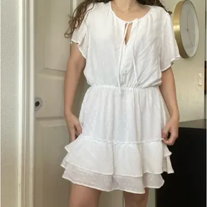 Abercrombie & Fitch Swiss Dot Cinched Waist Tiered Mini Dress Sz Large‎ White thumbnail 2