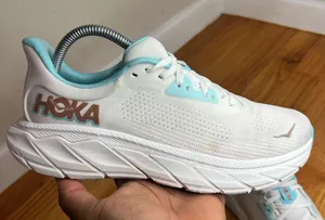 Hoka One One Arahi 7 “Frost Rose Gold” Size 9W B NO BOX thumbnail 1