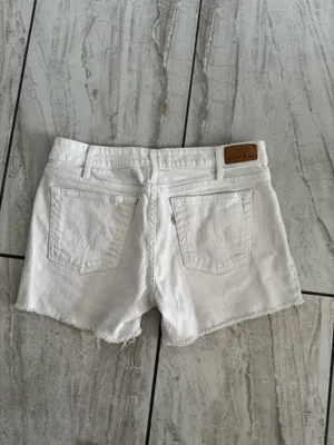 Levi’s Low-Rises thumbnail 2