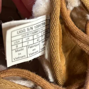 UGG Women's Neumel Chestnut Lace Up Boot - size 9 thumbnail 9