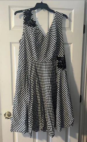 Black & White Gingham V thumbnail 1