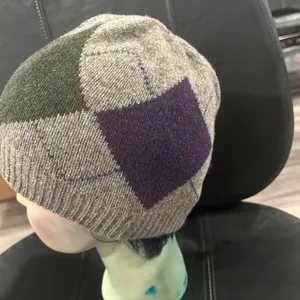 Ralph Lauren Color Block Knit Beanie in Gray and Green. Please see pic for flaws thumbnail 4