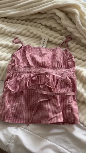 brandy melville babydoll top thumbnail 3