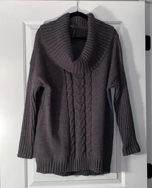 Good condition Massini turtle neck sweater thumbnail 1