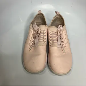 Clove pink &‎ iridescent nursing shoes sneakers unisex sizing thumbnail 3