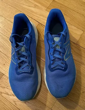 New Balance® Fresh Foam Arishi v4 Women's Shoes thumbnail 1