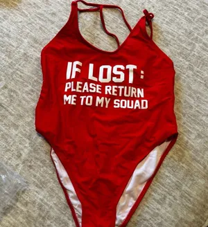 Red swimsuit Size M thumbnail 3