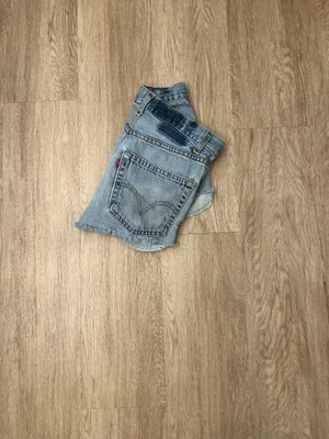 vintage levi’s jean shorts thumbnail 3