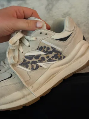 New Balance thumbnail 2
