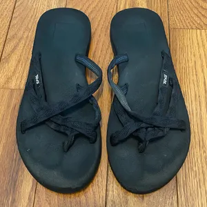 Women's Black Teva Olowahu‎ Flip-Flops Sandals 6840C Size 9 thumbnail 1