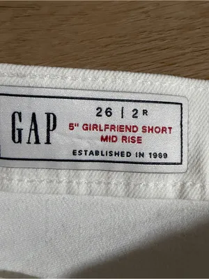 GAP White Rolled-Hem Denim Shorts thumbnail 3