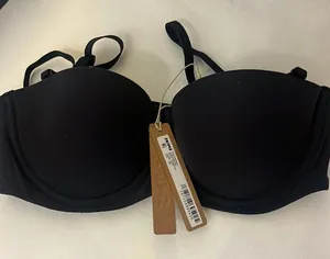 SKIMS NWT  Convertible Bra thumbnail 1